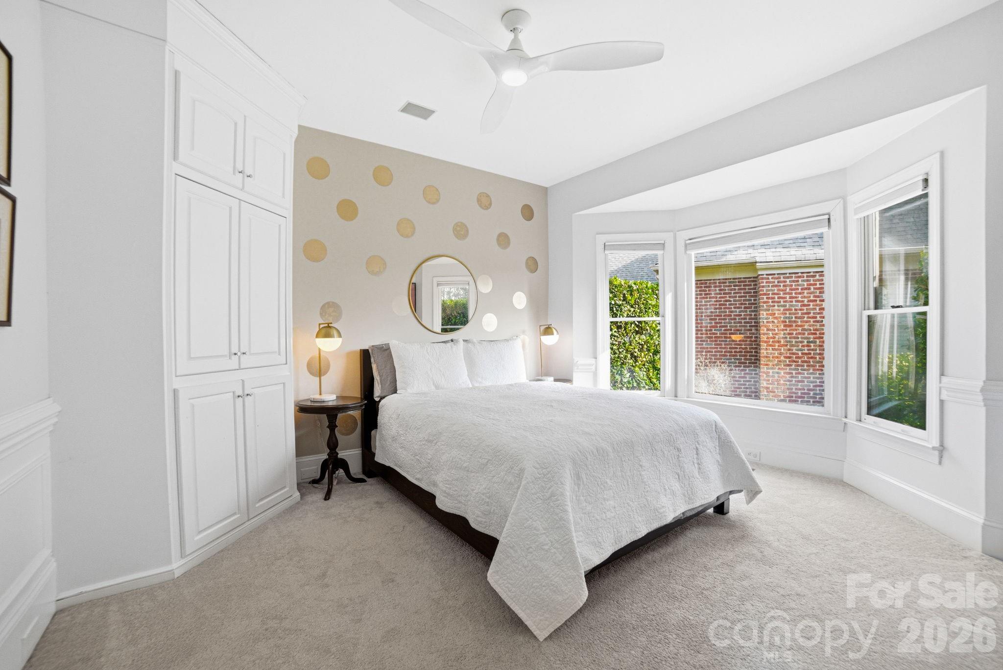 The Peninsula - Residential