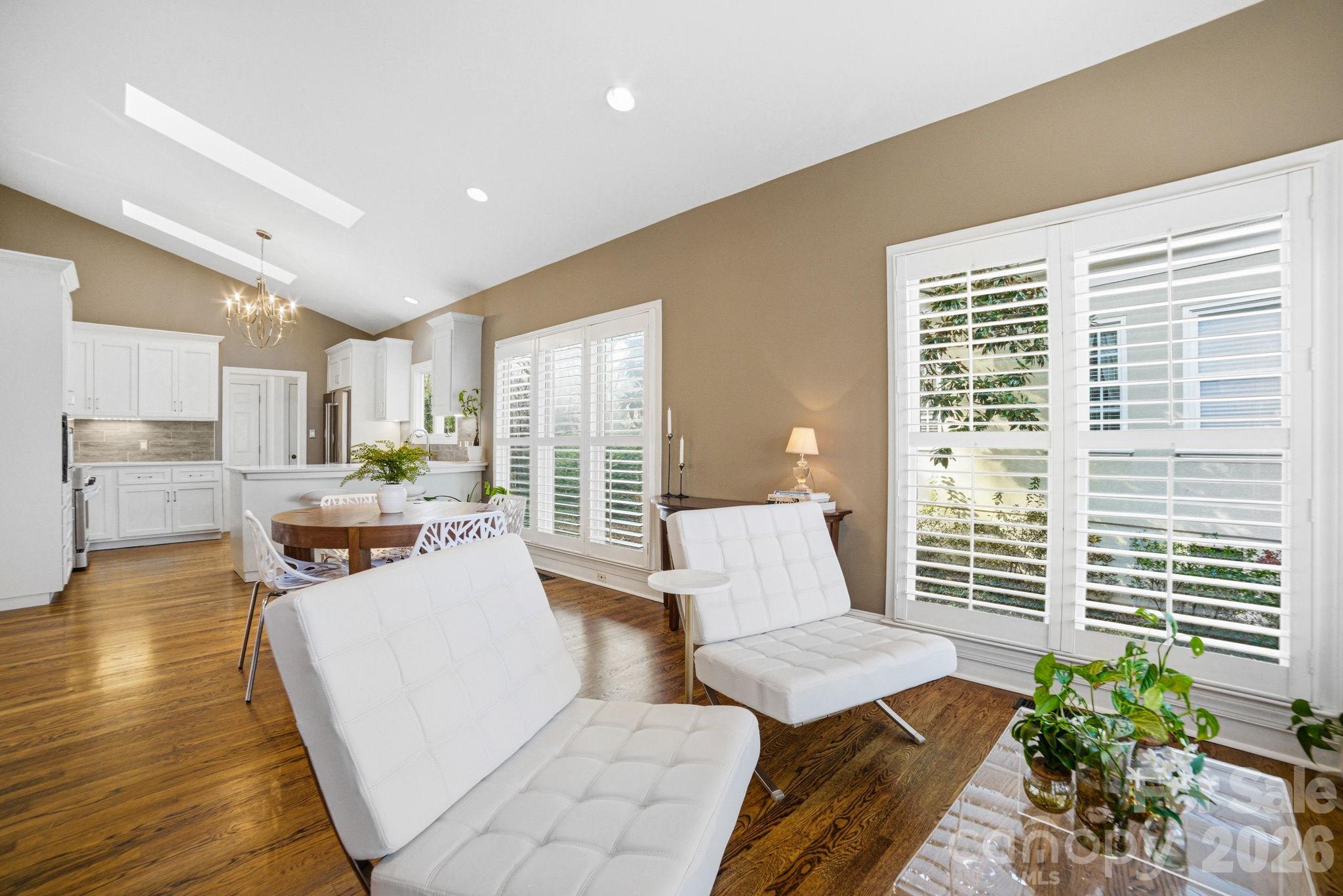 The Peninsula - Residential