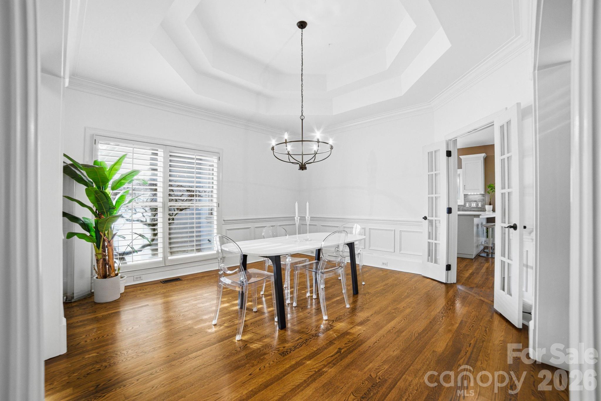 The Peninsula - Residential