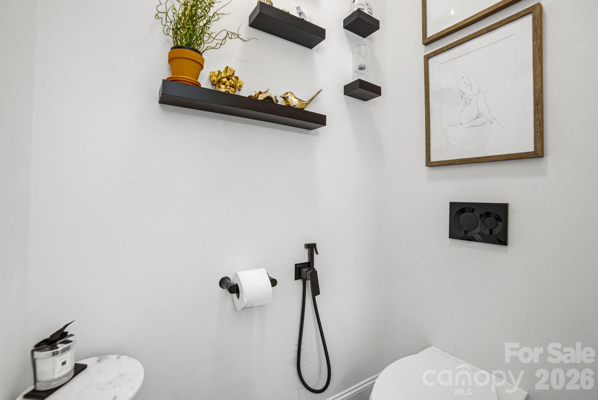 The Peninsula - Residential