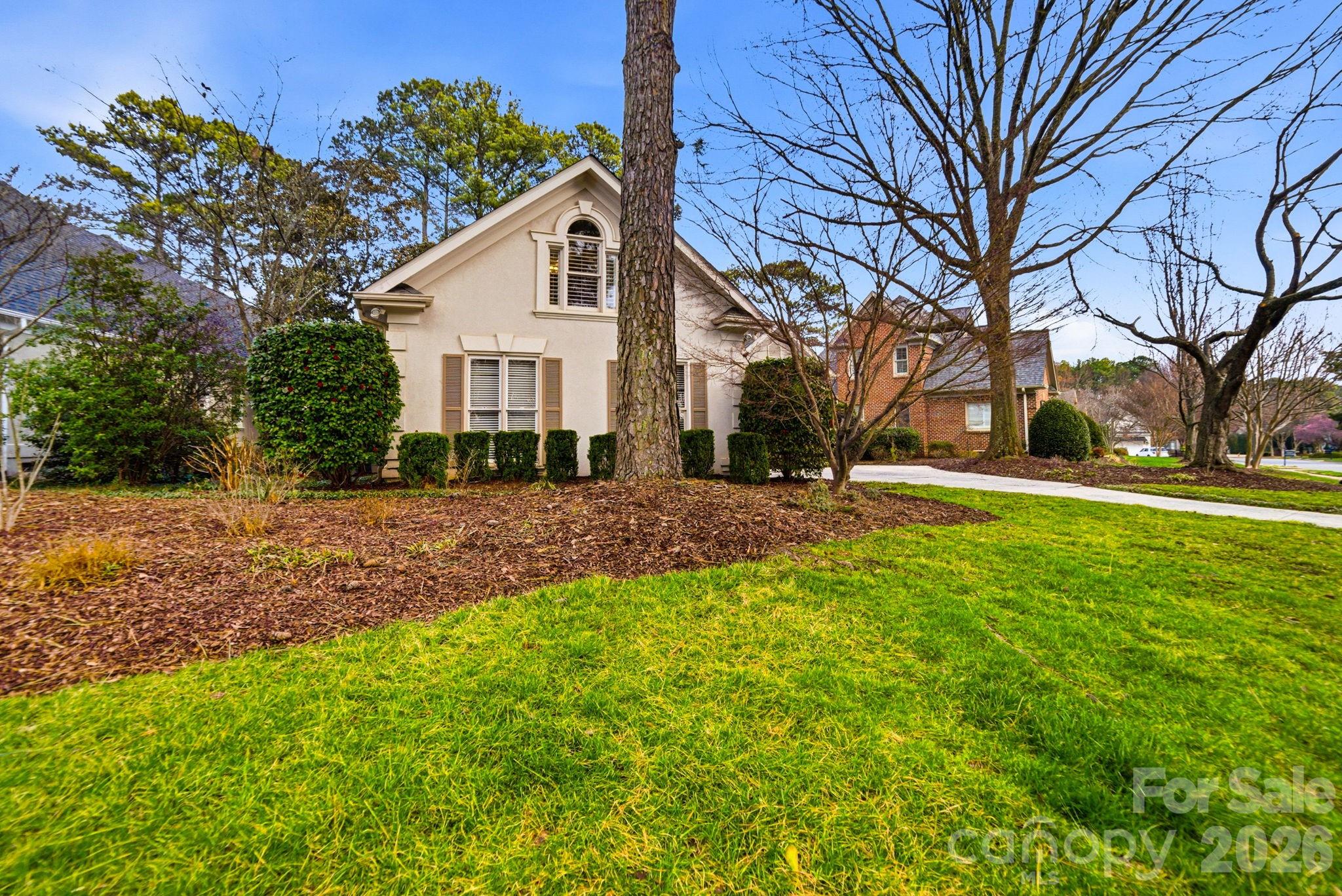 The Peninsula - Residential