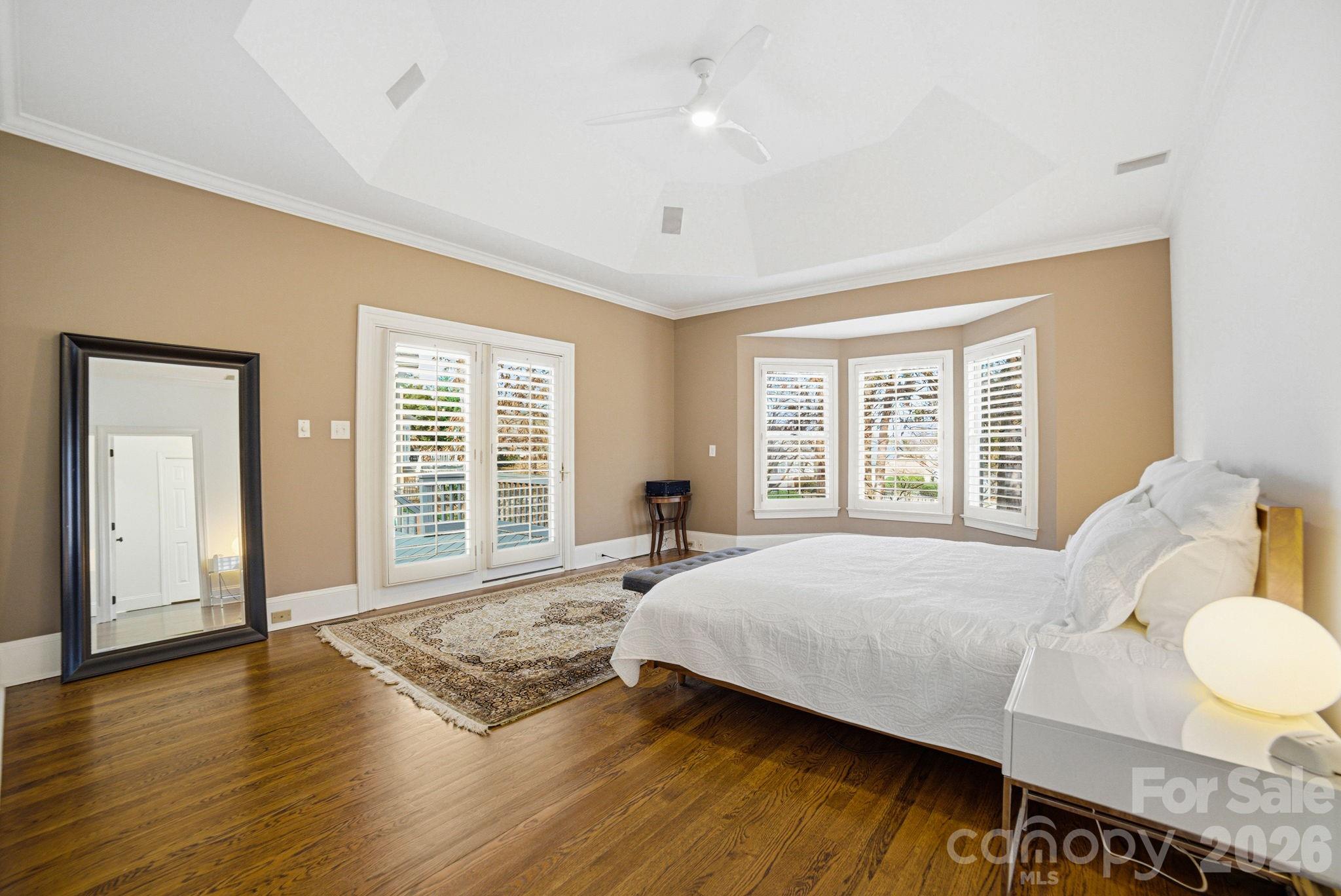 The Peninsula - Residential