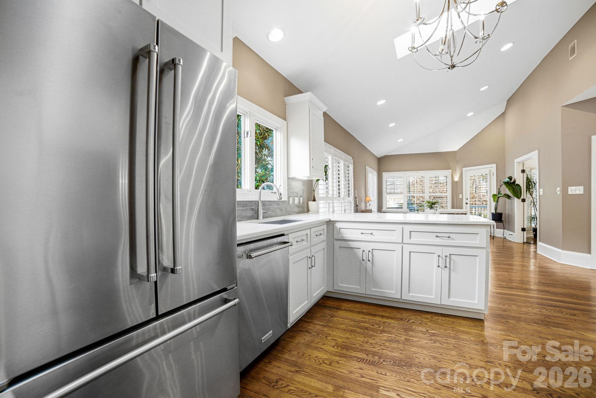 The Peninsula - Residential