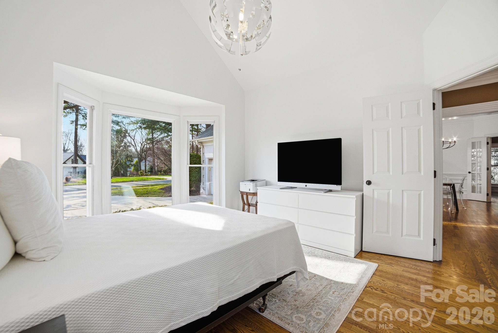 The Peninsula - Residential