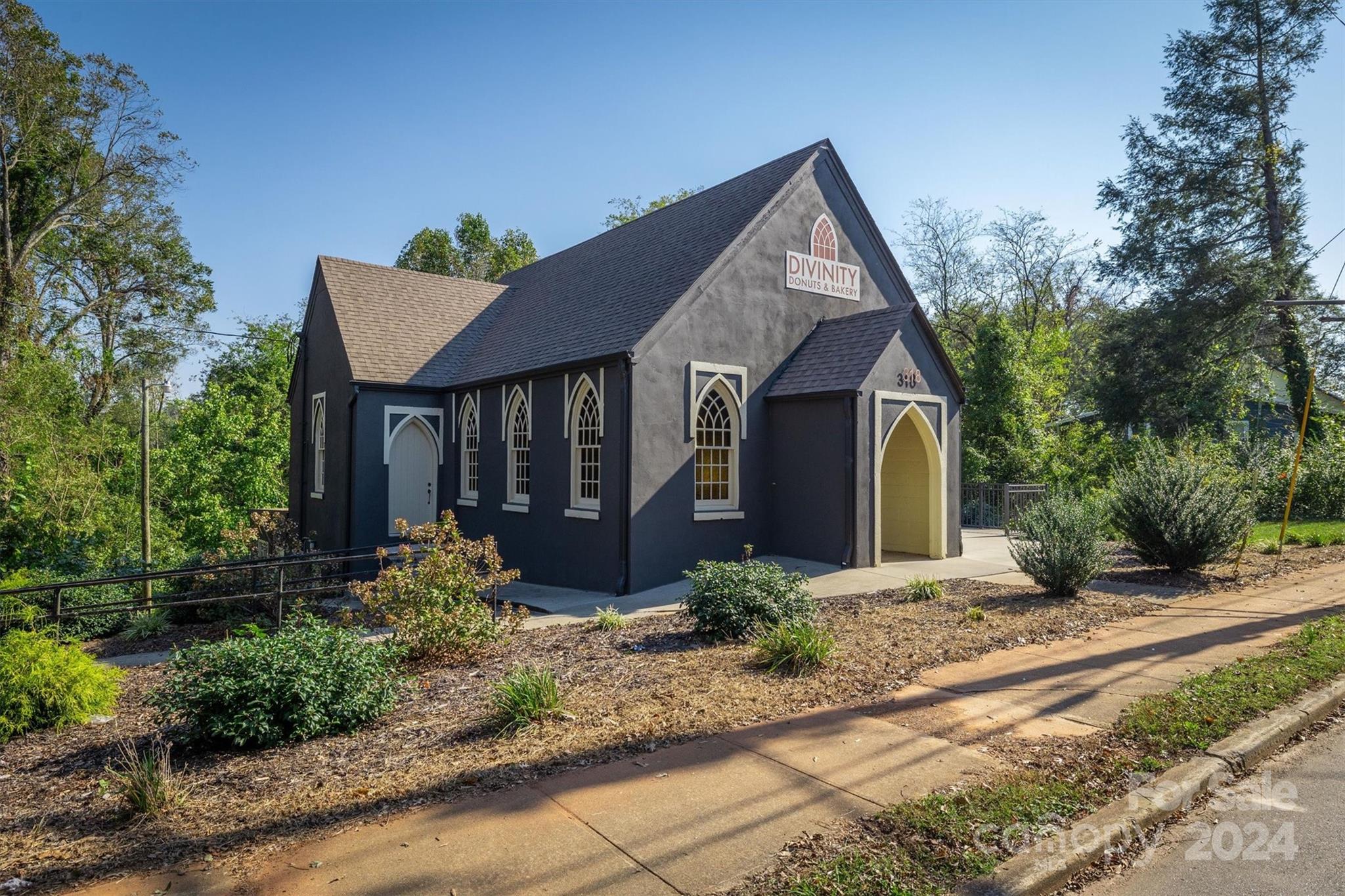 318 Bouchelle Street