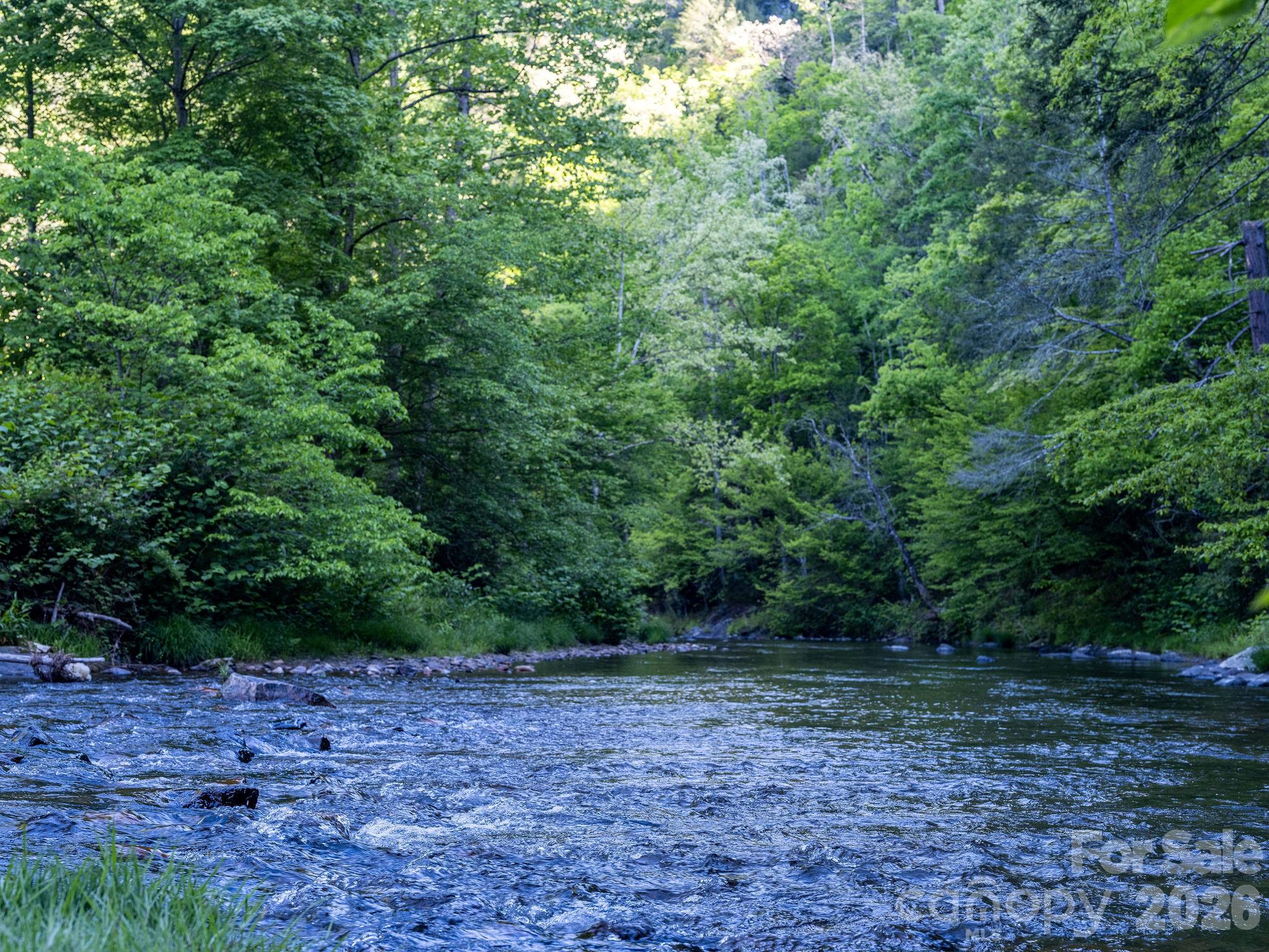 Laurel River Crossing - Land