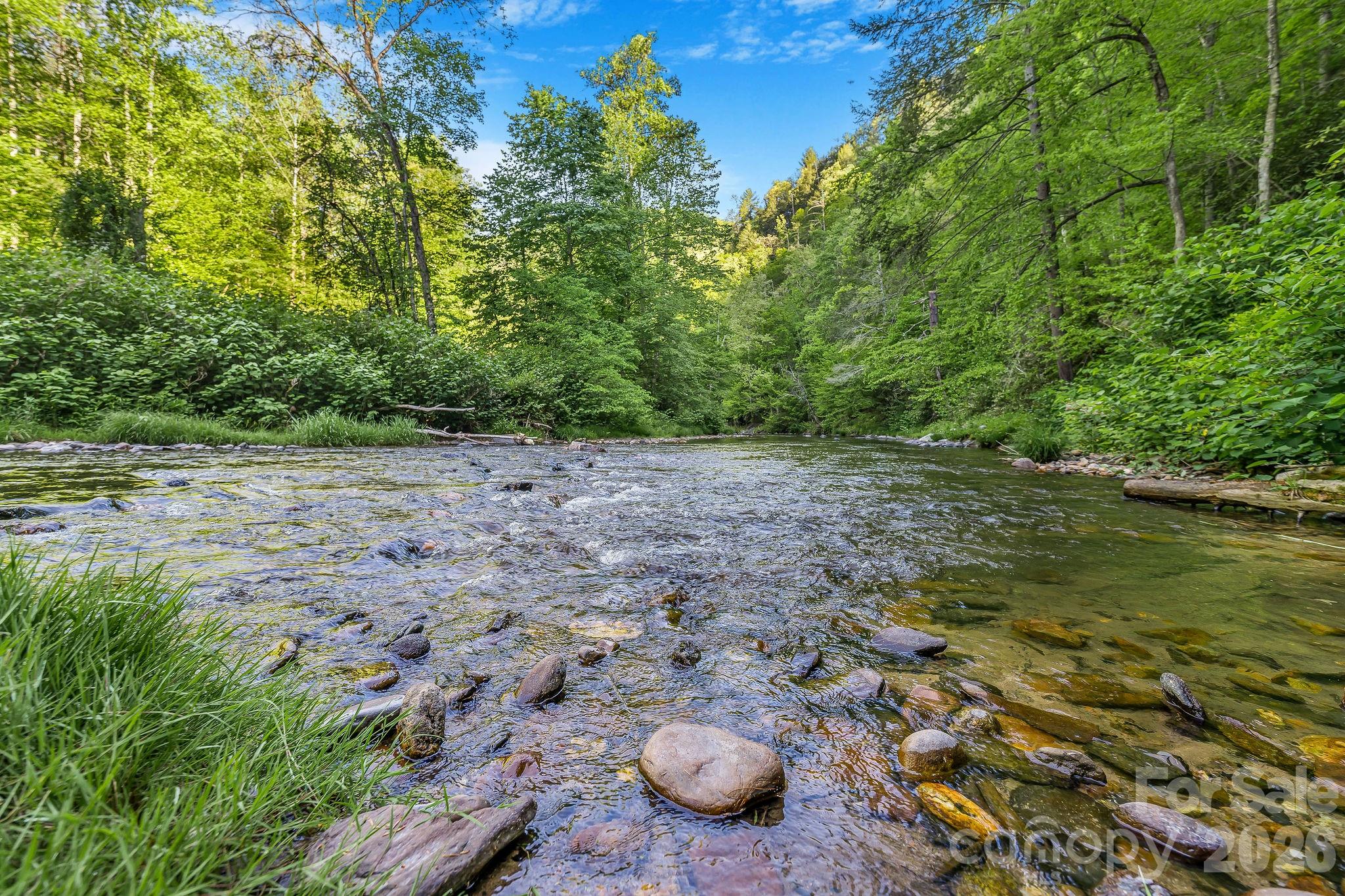 Laurel River Crossing - Land