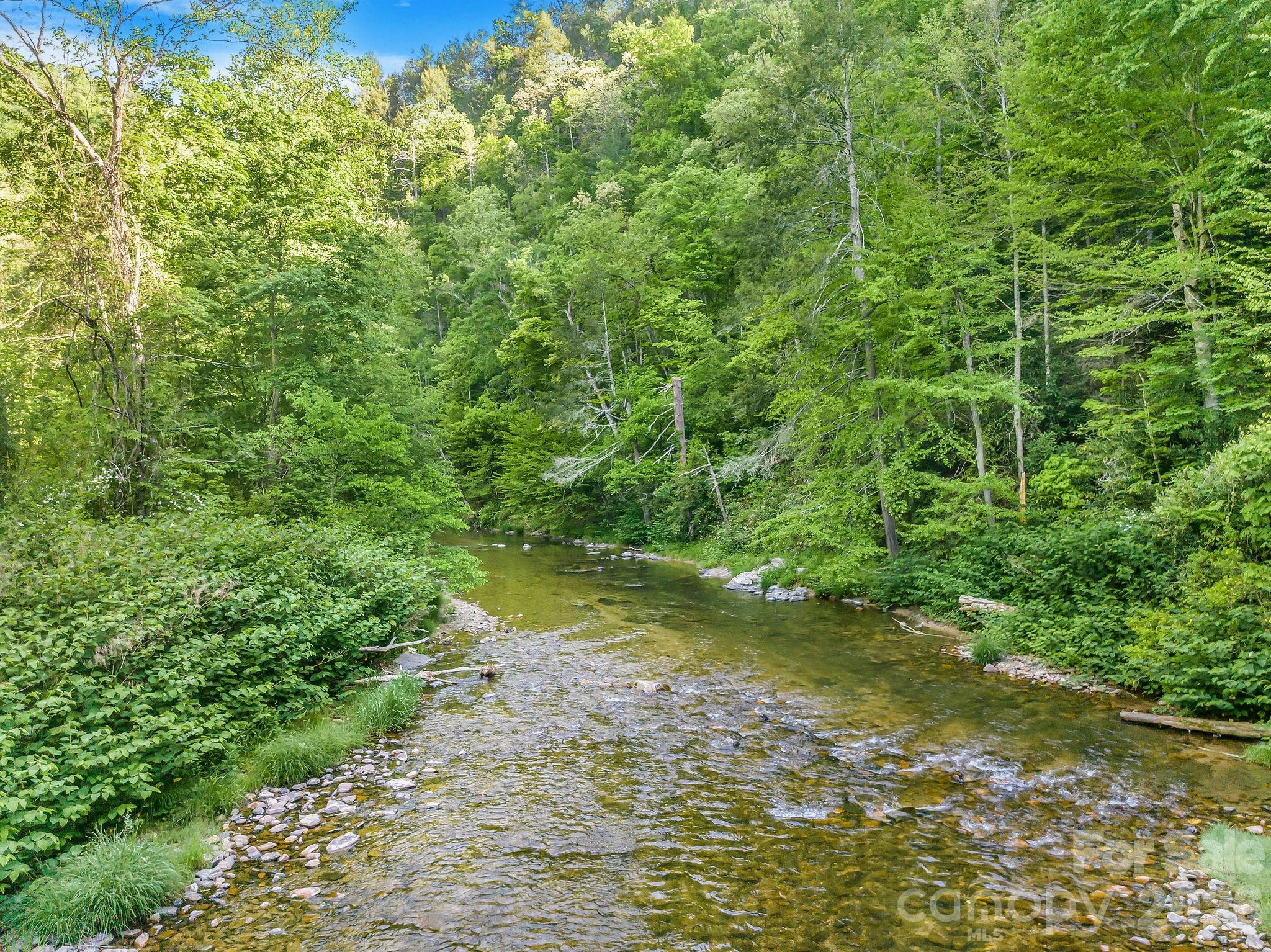 Laurel River Crossing - Land