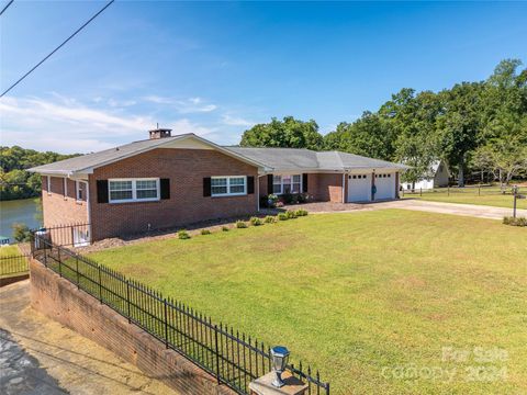 A home in Hickory