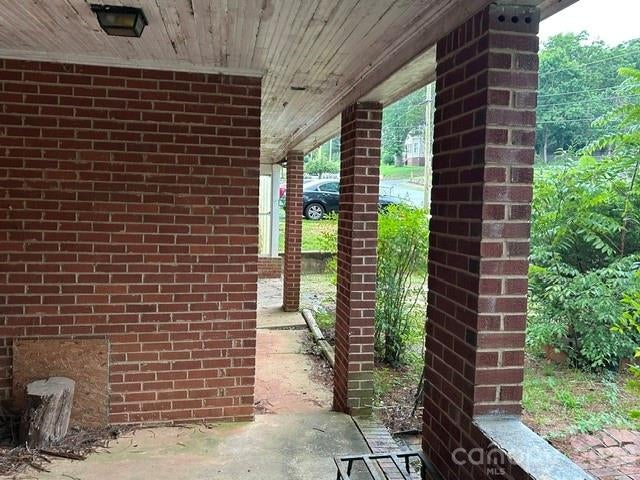129 Pine Street