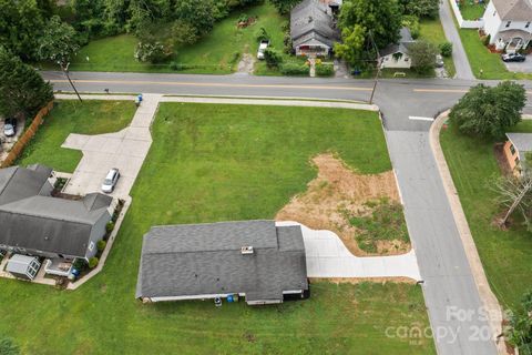 Photo of 000 S Justice Street #C, Hendersonville, NC 28739 (MLS # 4314393)