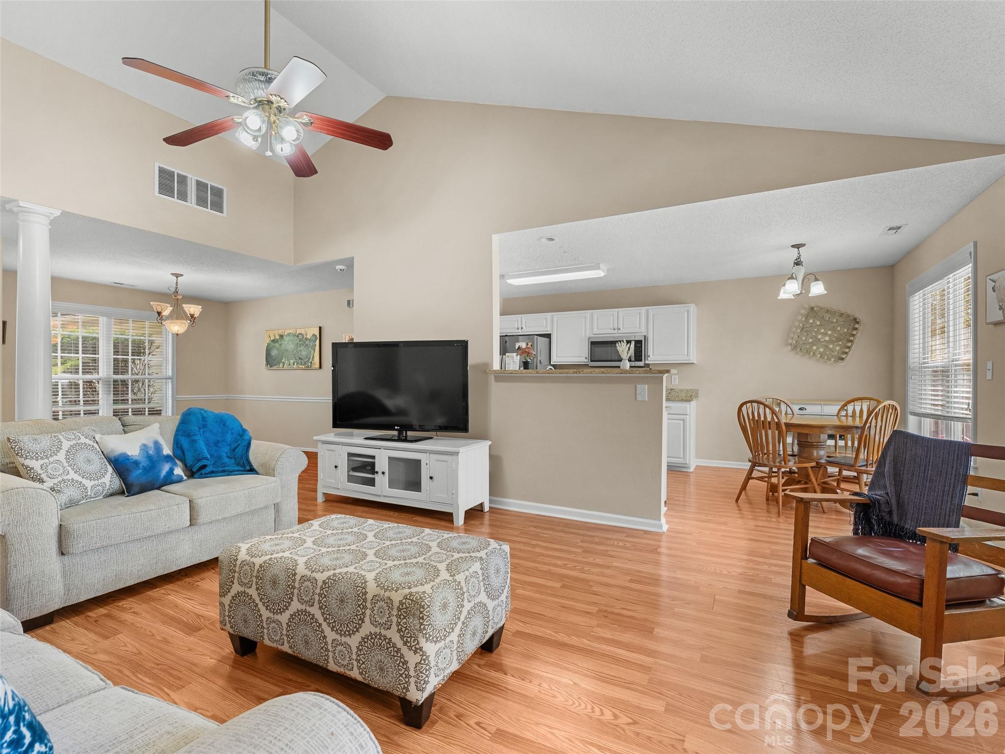 171 Rolling Meadow Road