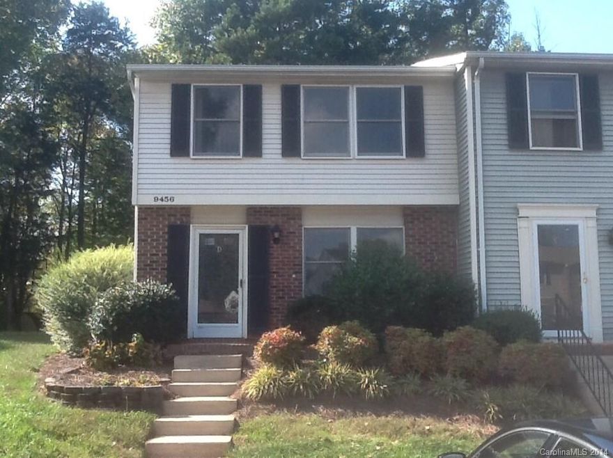 University 3 bedroom 21/2 bath townhome with fenced in patio with storage.  This is a beautiful end unit in a neighborhood that can have a HFA  mortgage.