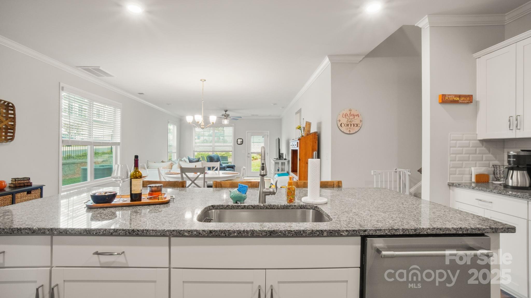 3878 Fairlady Lane