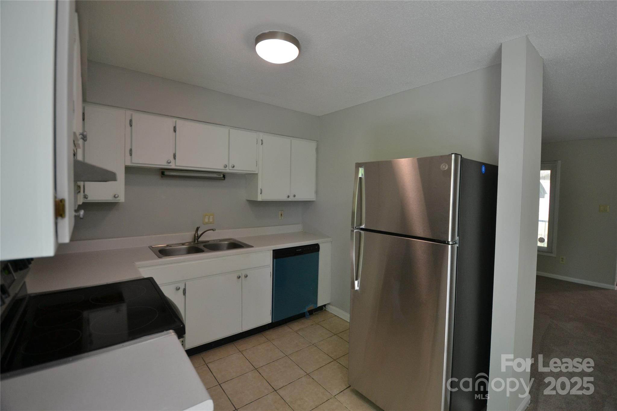 Sharon Lakes - Residential Lease