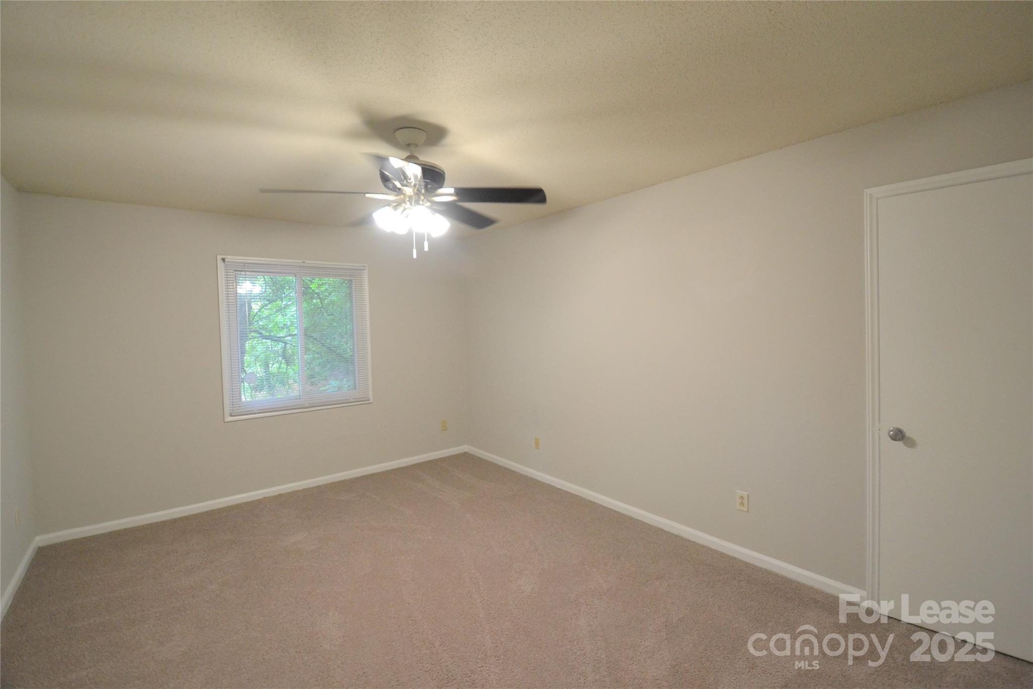 Sharon Lakes - Residential Lease