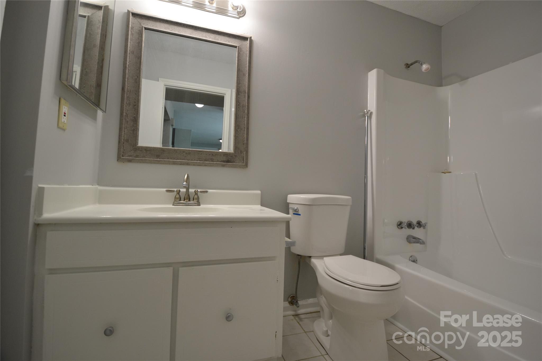 Sharon Lakes - Residential Lease