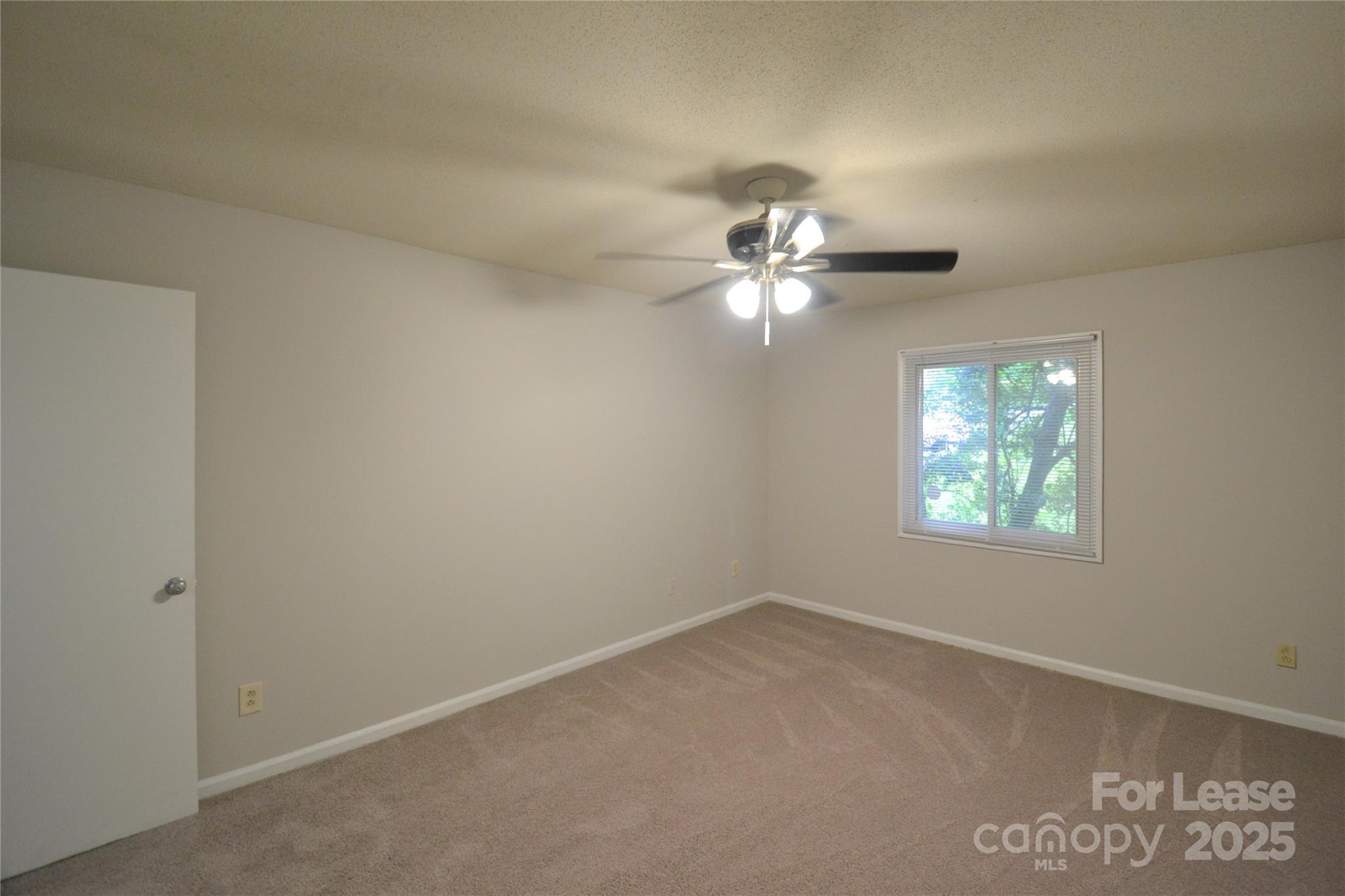 Sharon Lakes - Residential Lease