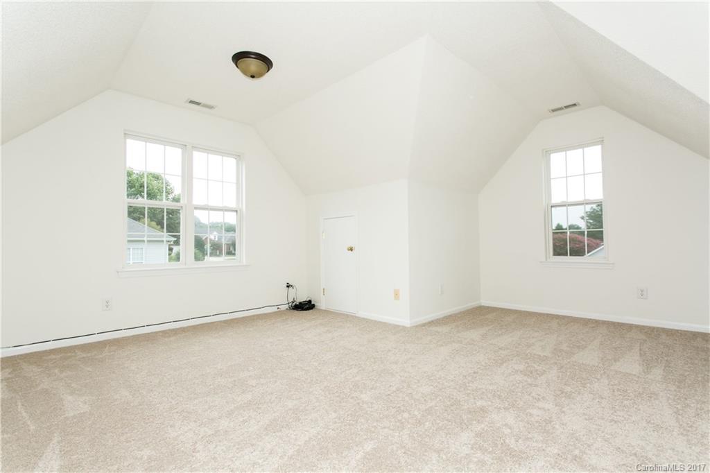 Gable Oaks - Residential