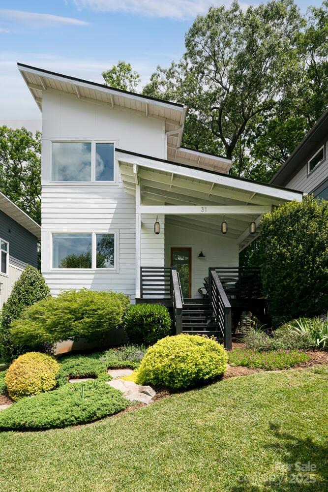 31 Mauricet Lane