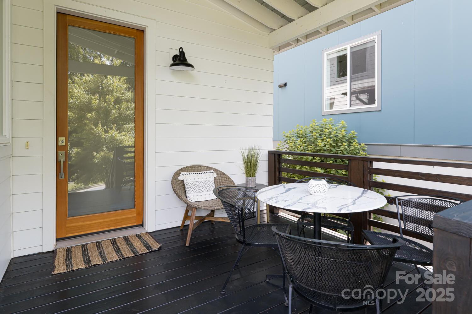31 Mauricet Lane