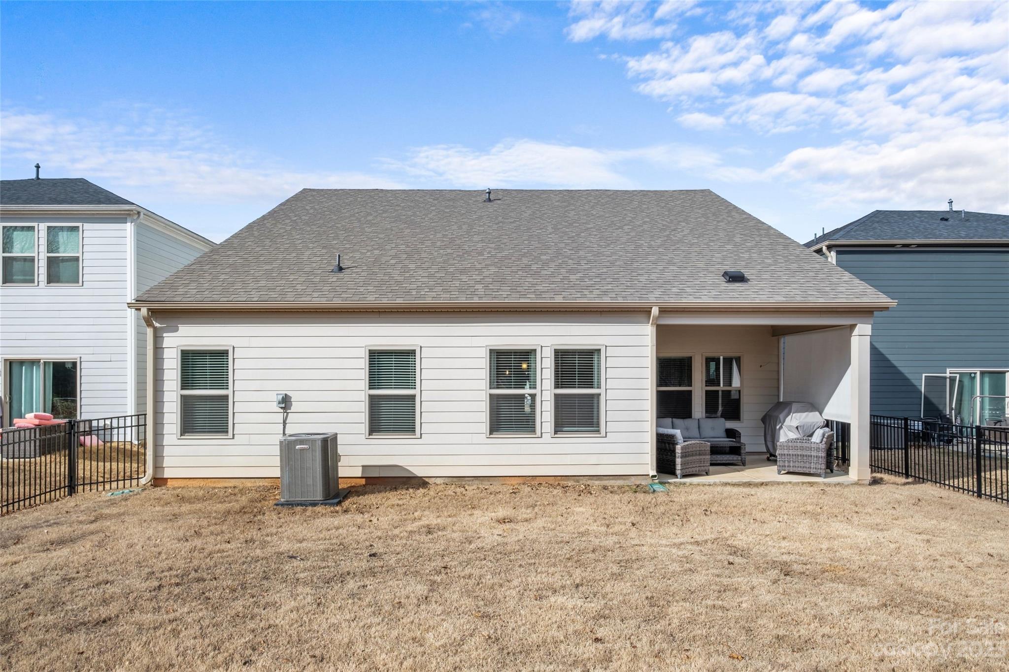 Stoneybrook Station - Residential