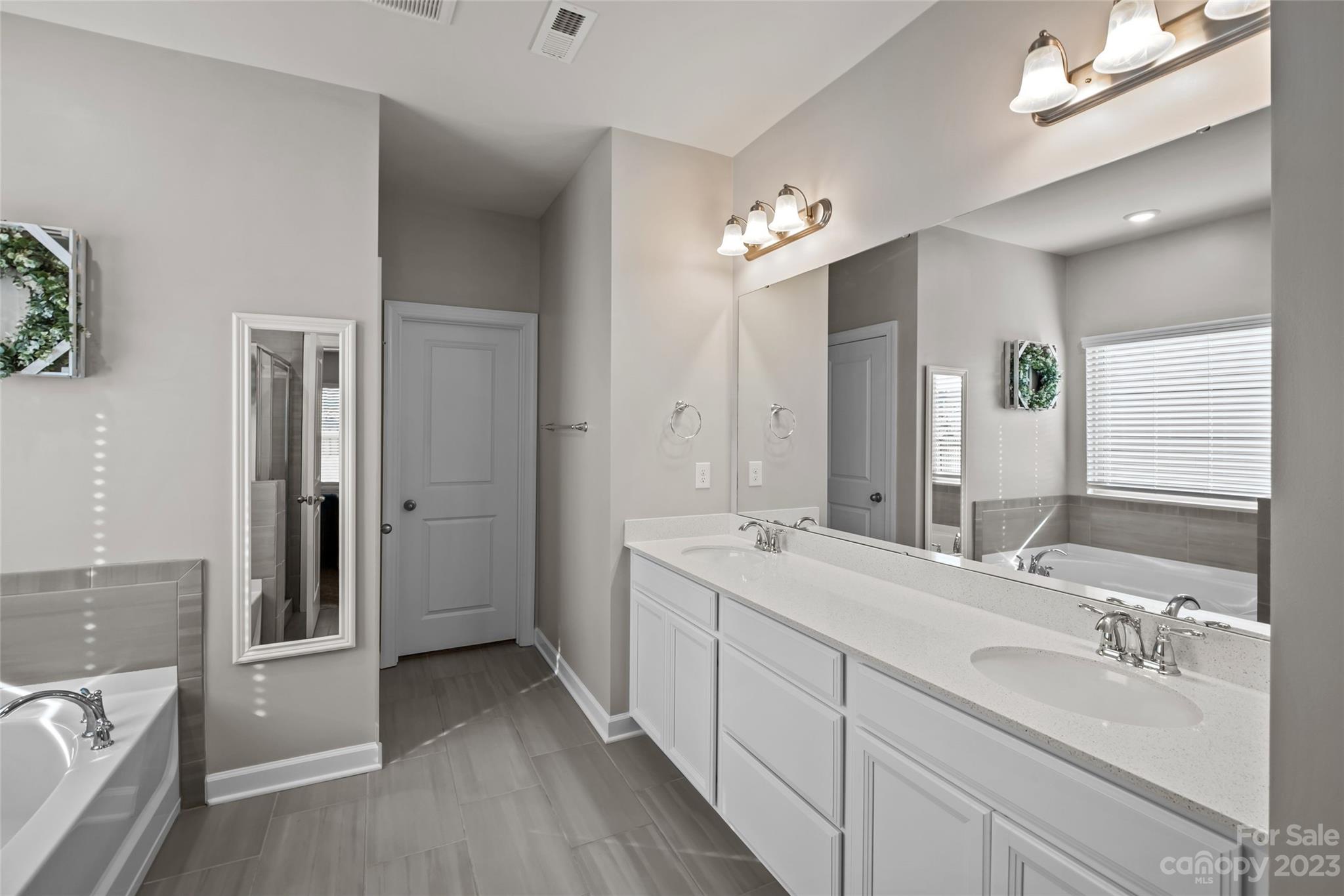 Stoneybrook Station - Residential