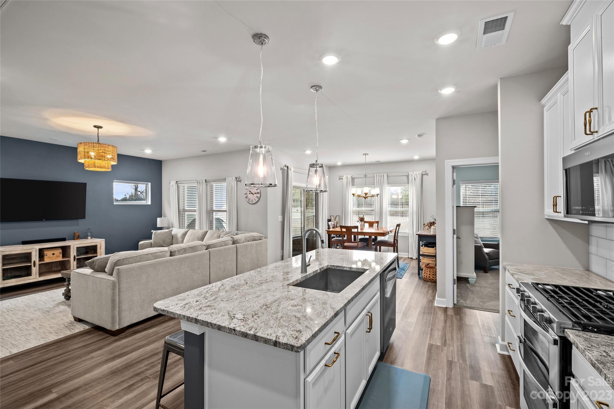 Stoneybrook Station - Residential