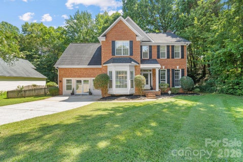 Photo of 2040 Swaim Drive, Matthews, NC 28105 (MLS # 4412314)