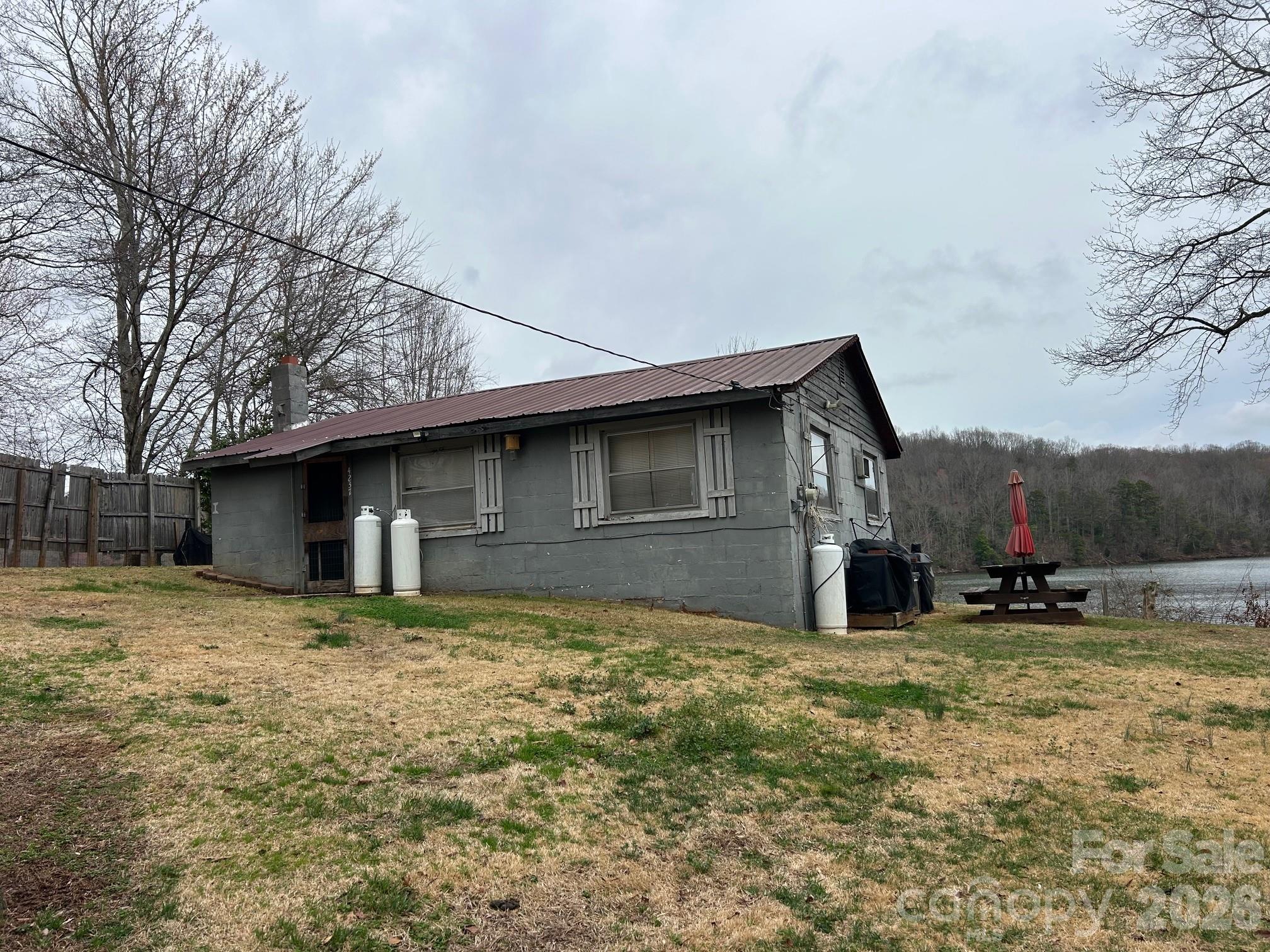 4237 Laurel Hill Road