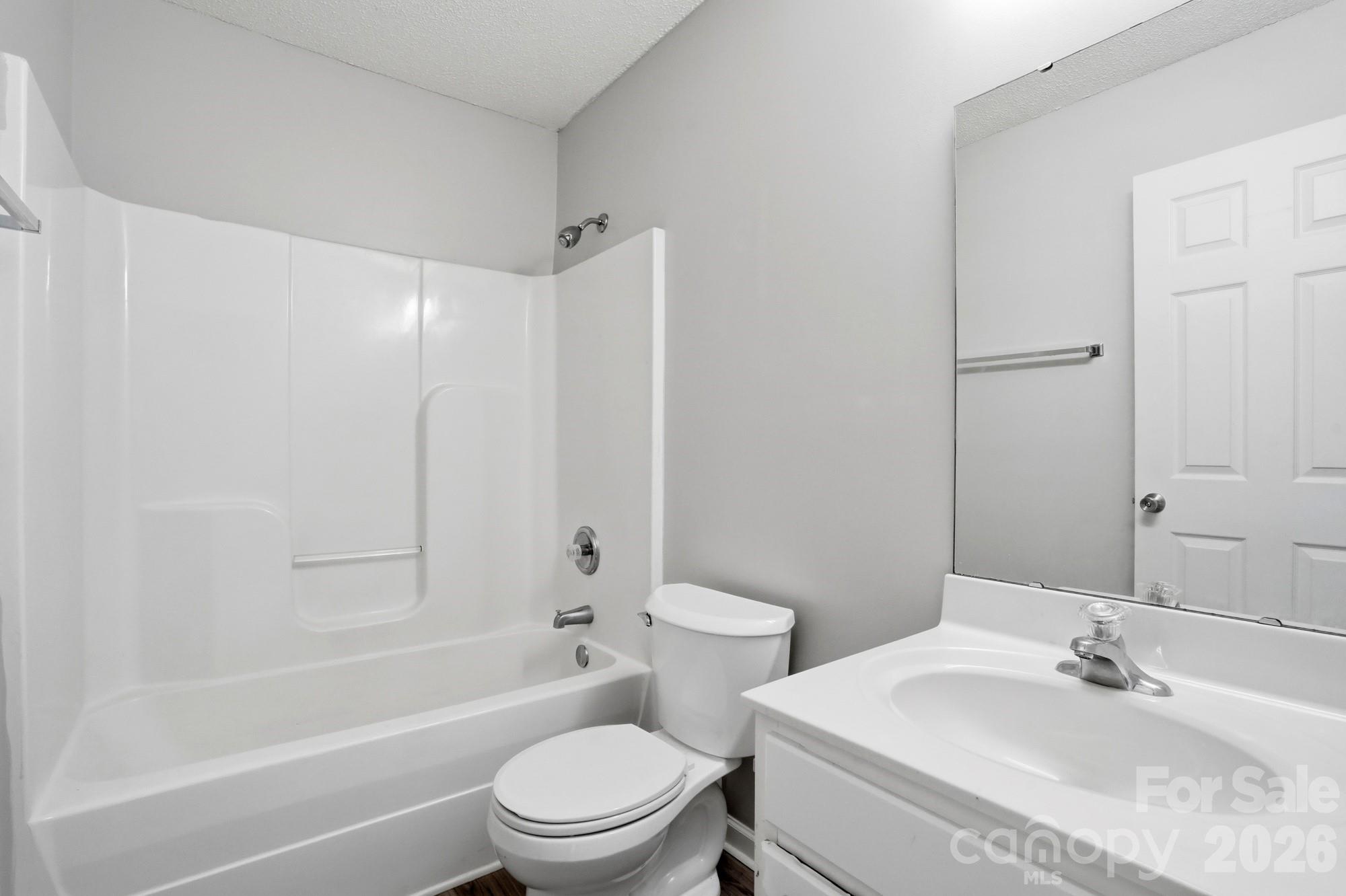 Village Green At Wellsbrook - Residential