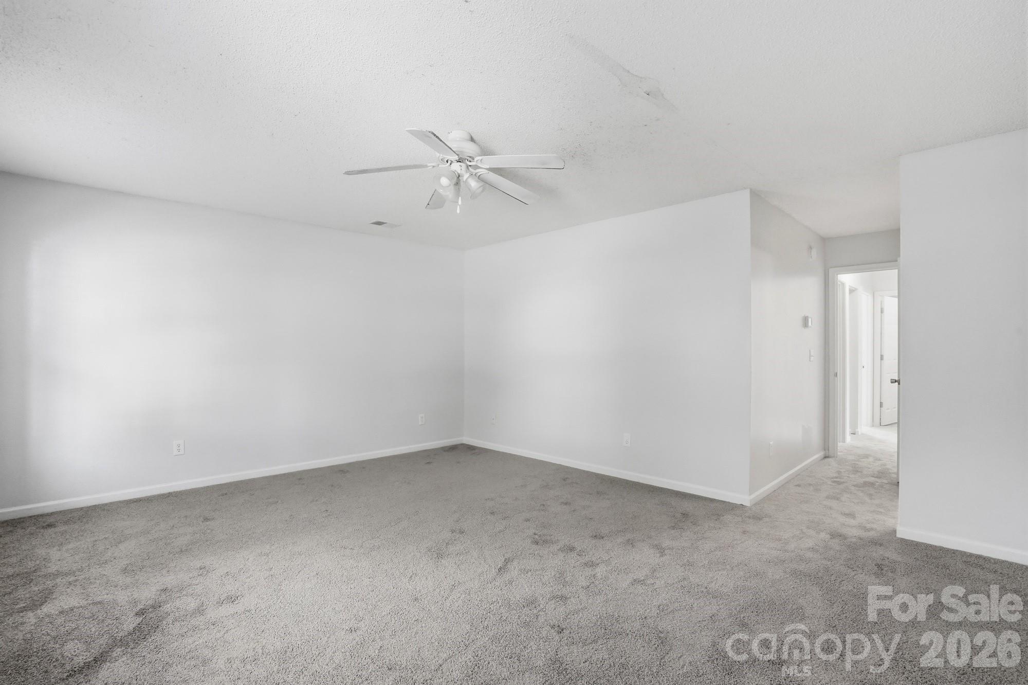 Village Green At Wellsbrook - Residential