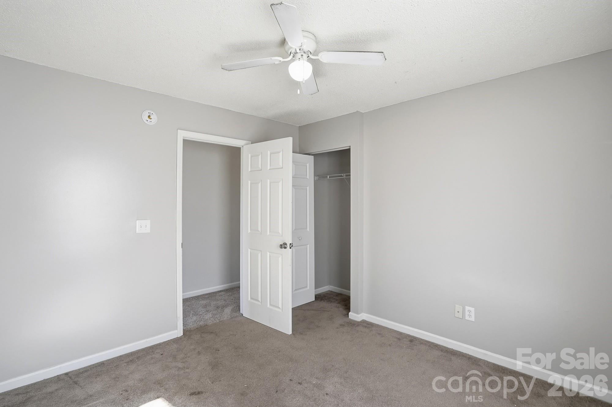 Village Green At Wellsbrook - Residential