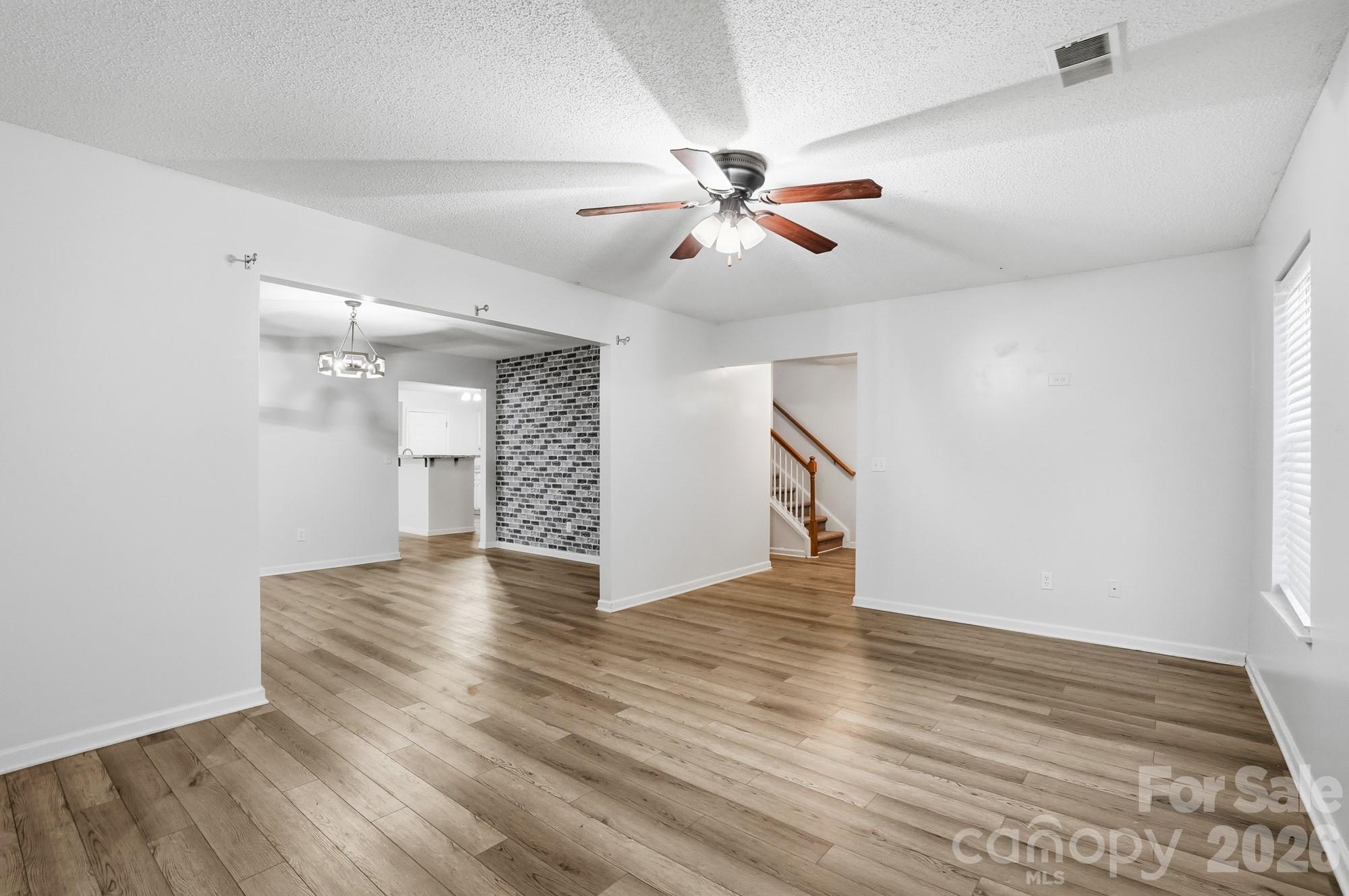 Village Green At Wellsbrook - Residential