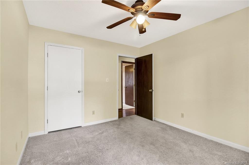 Walden on Carmel - Residential