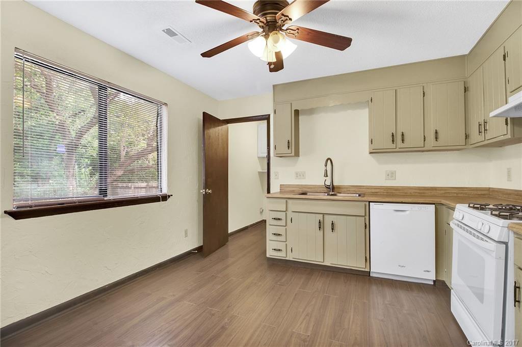 Walden on Carmel - Residential