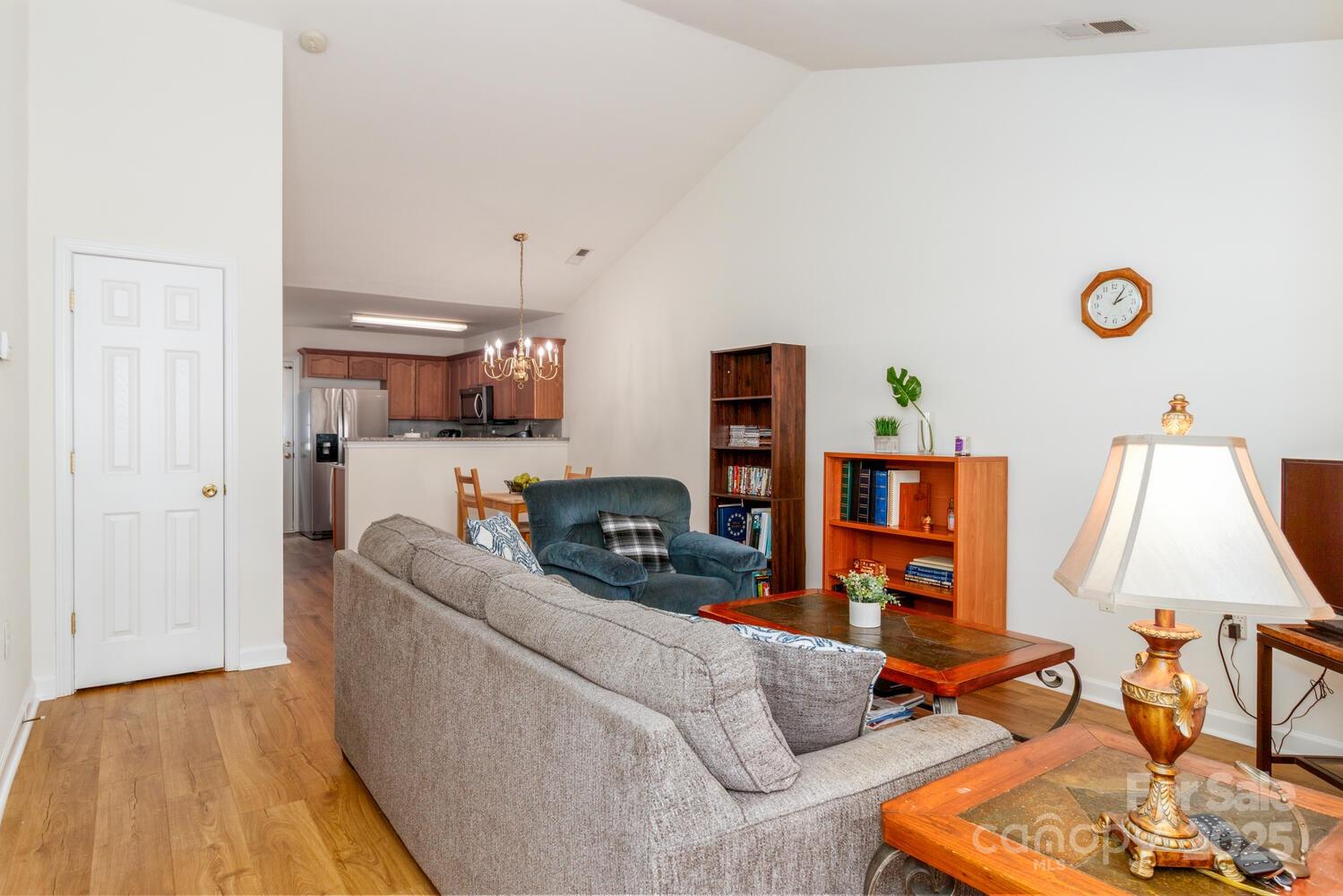 956 Olde Towne Way