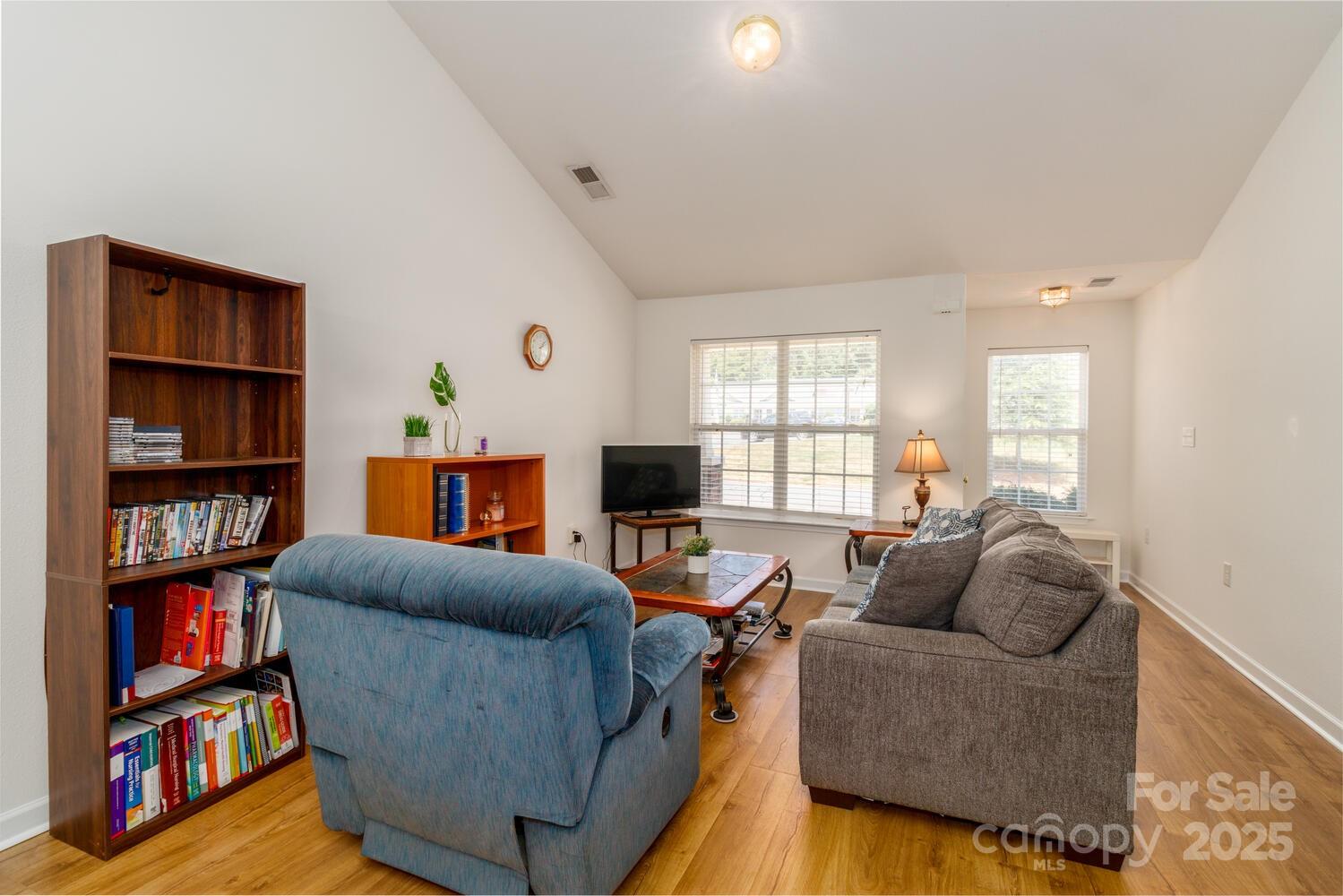 956 Olde Towne Way