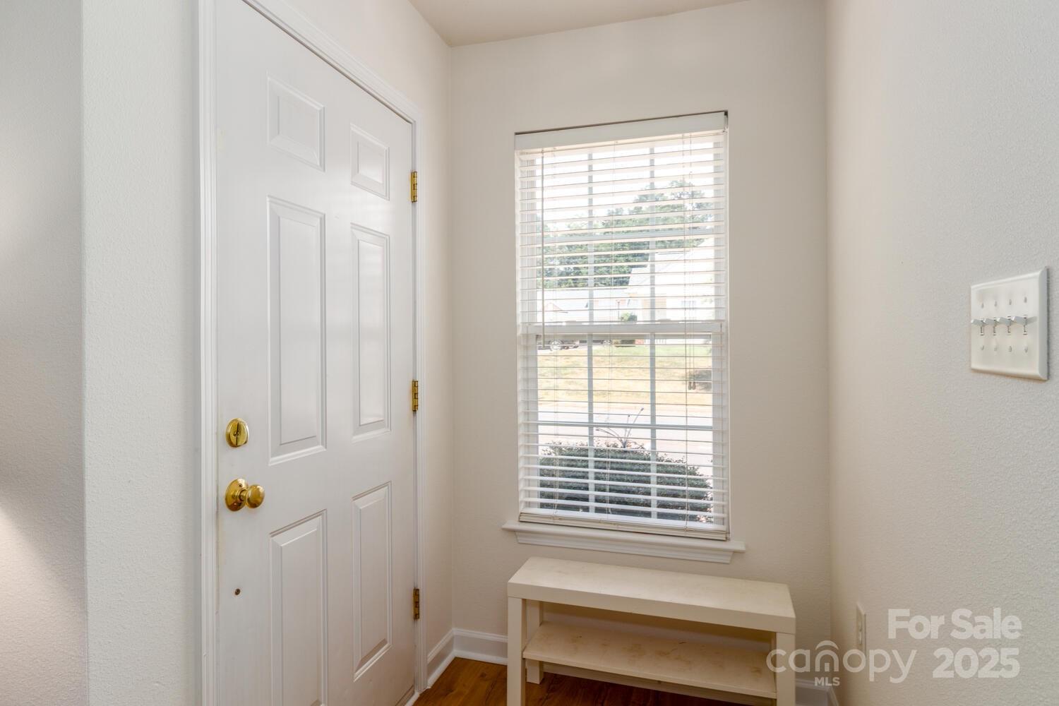 956 Olde Towne Way
