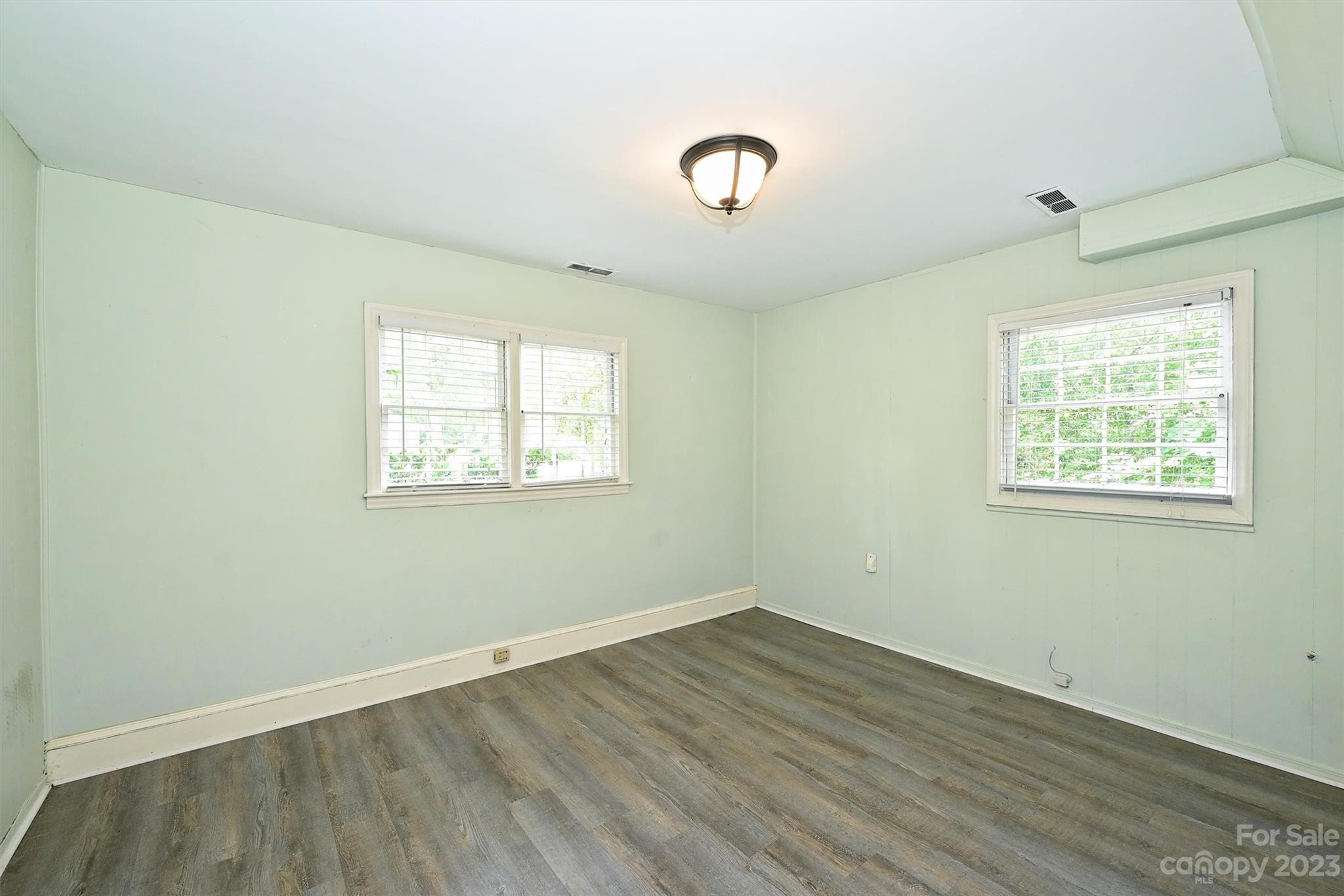 Sharonwood Acres - Residential