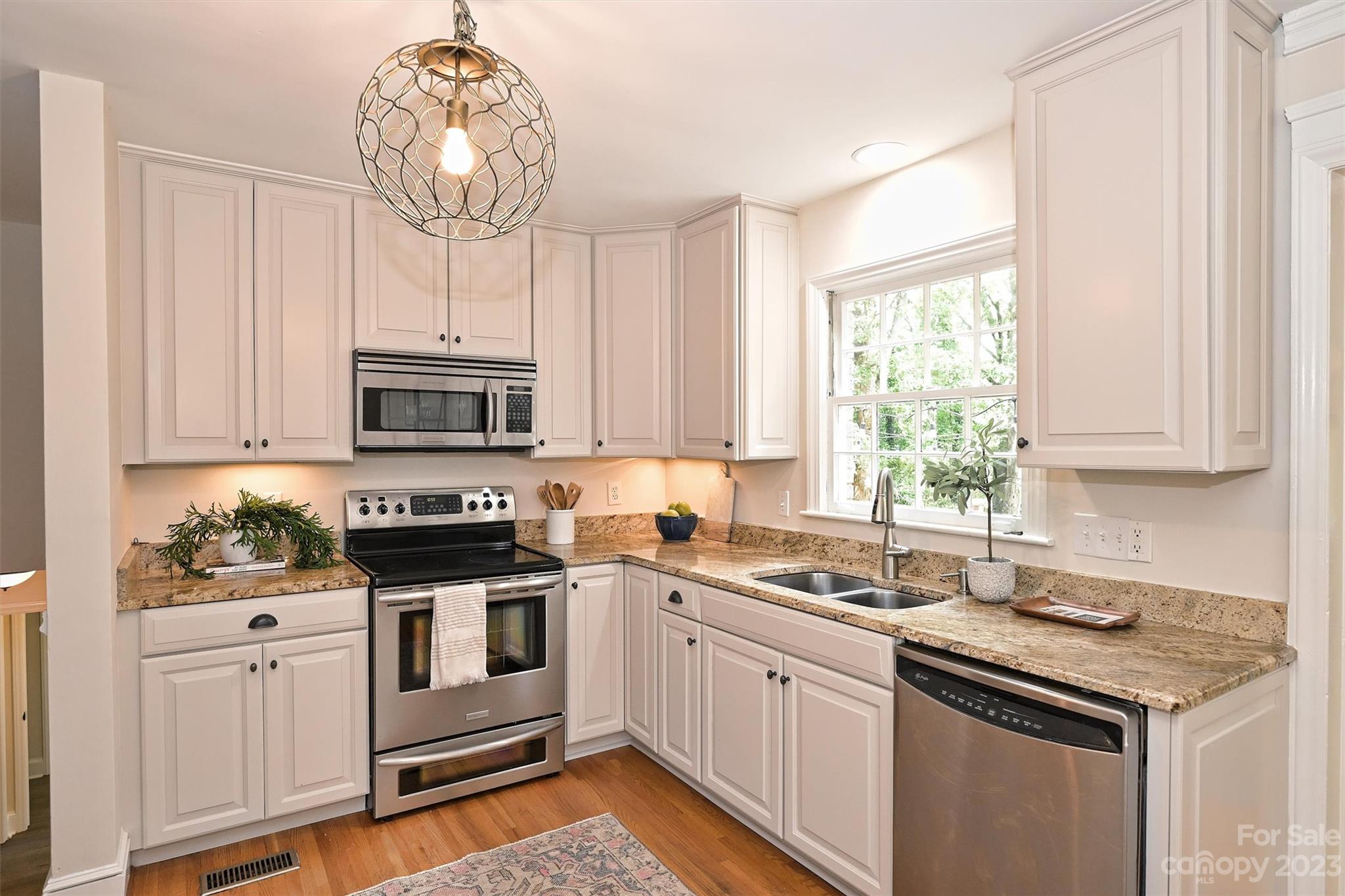 Sharonwood Acres - Residential