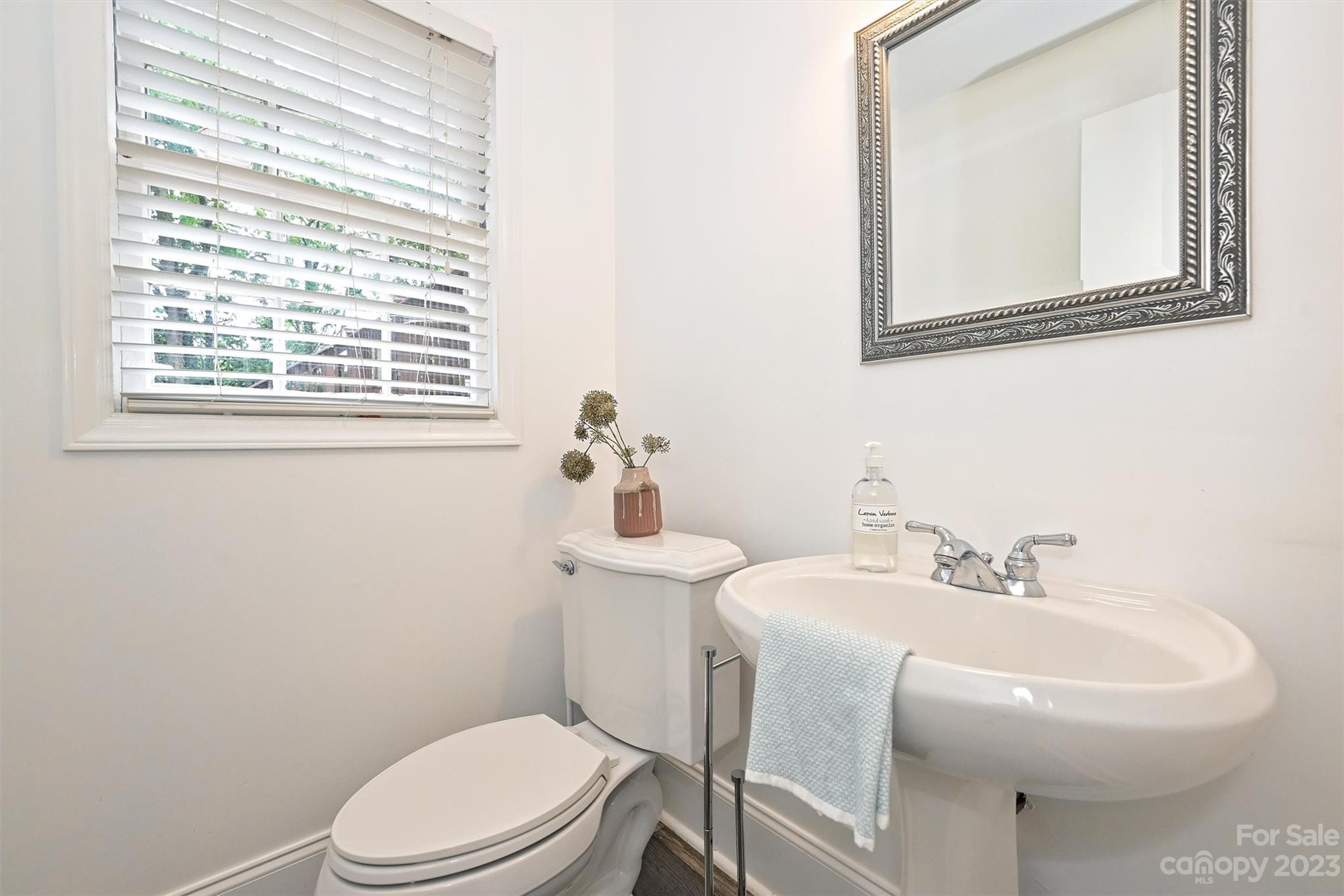 Sharonwood Acres - Residential
