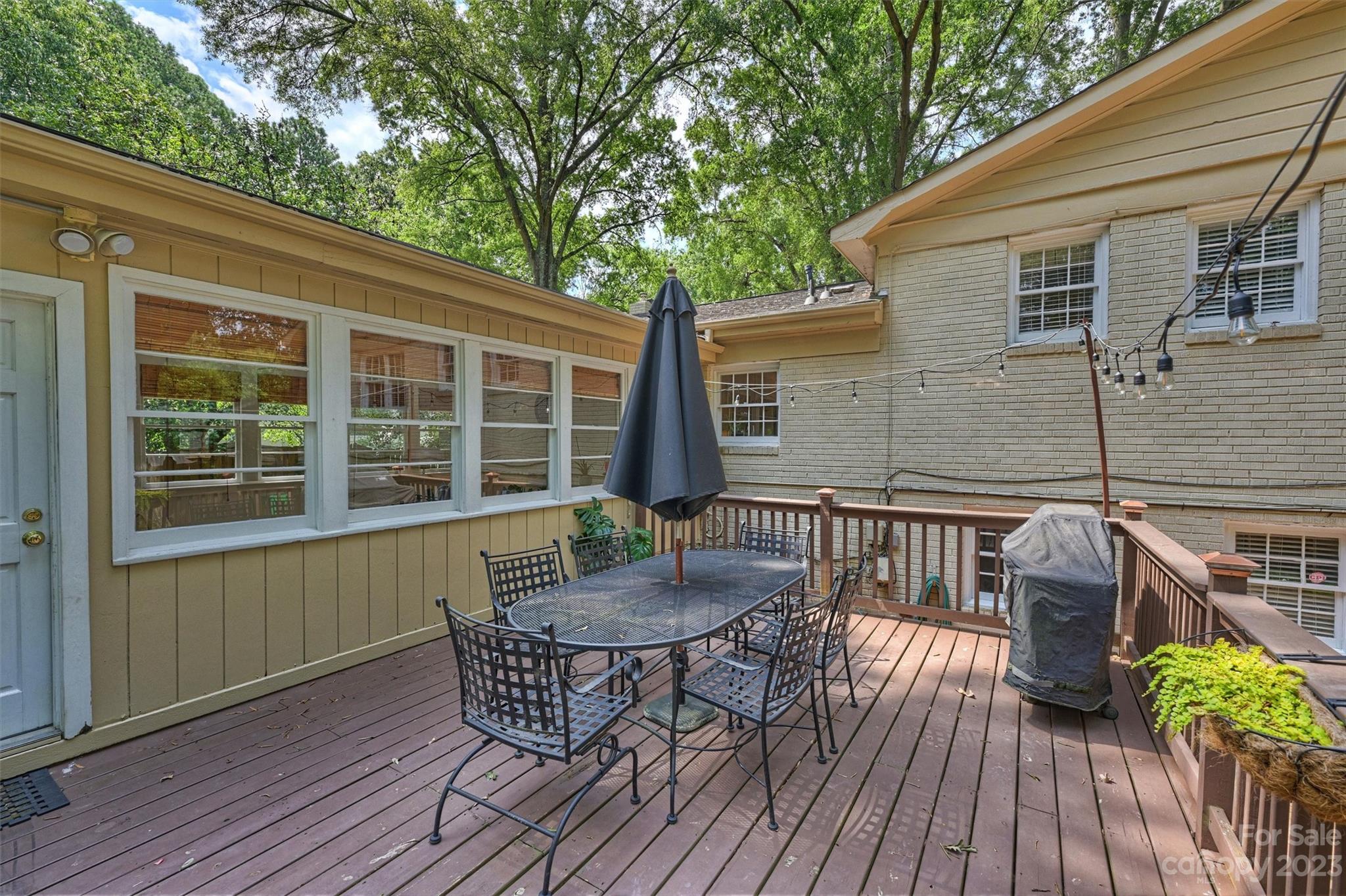 Sharonwood Acres - Residential