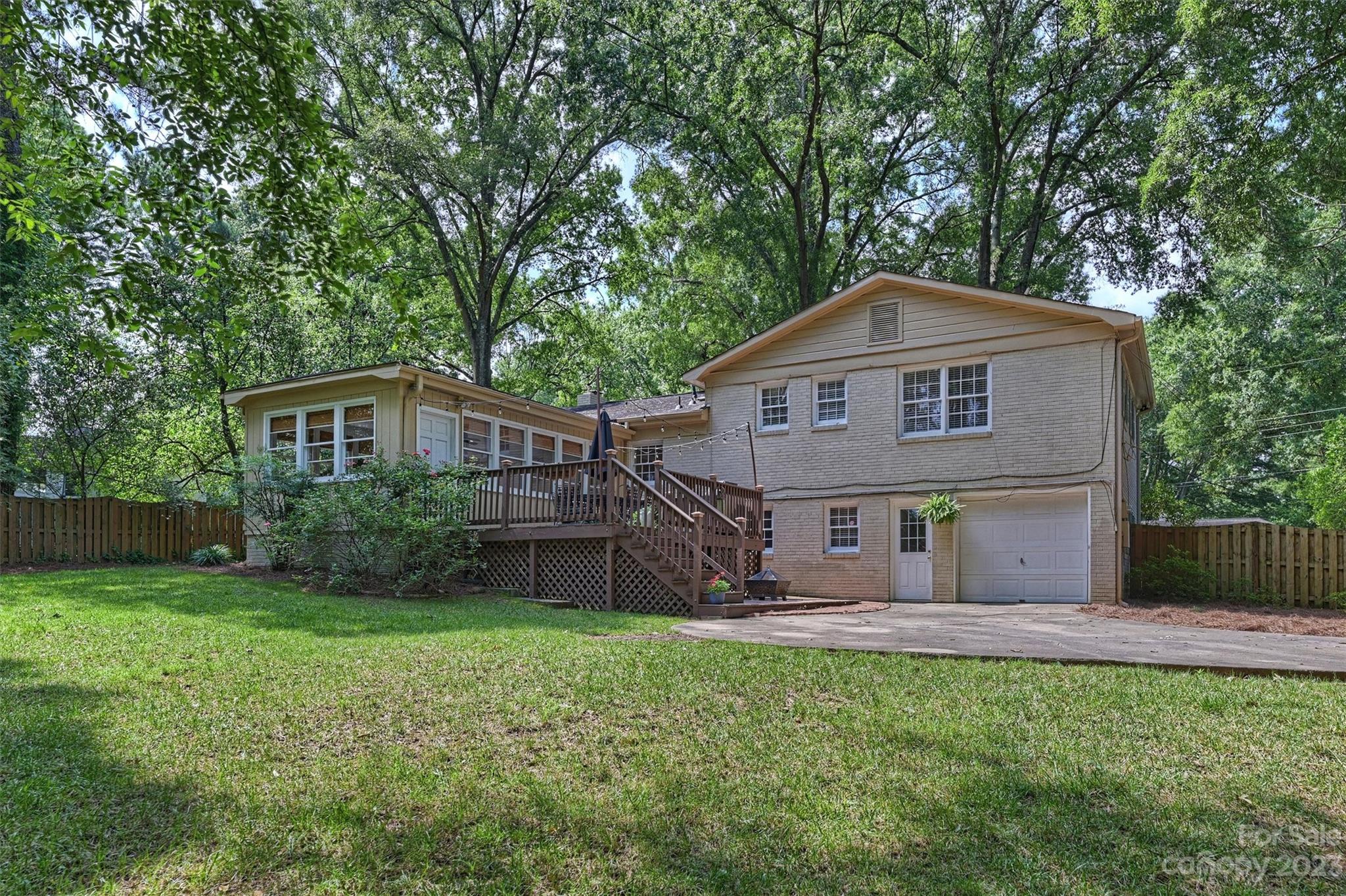 Sharonwood Acres - Residential