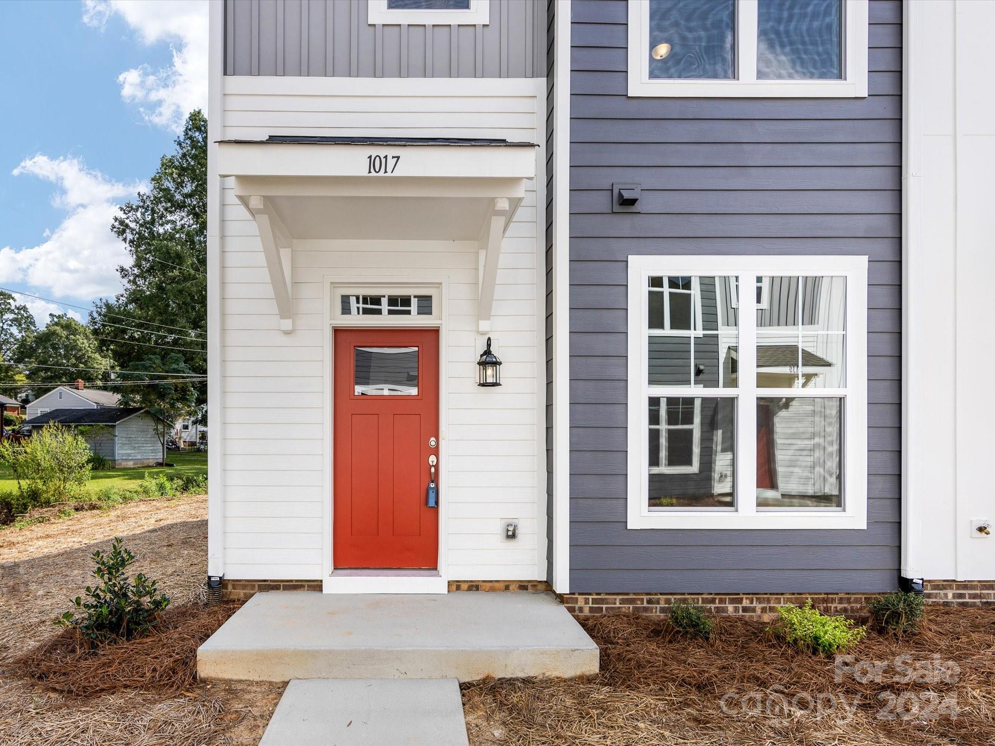 1008 Ribbon Lane