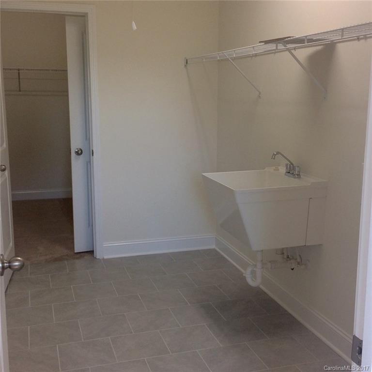 Cobblestone Manor - Residential