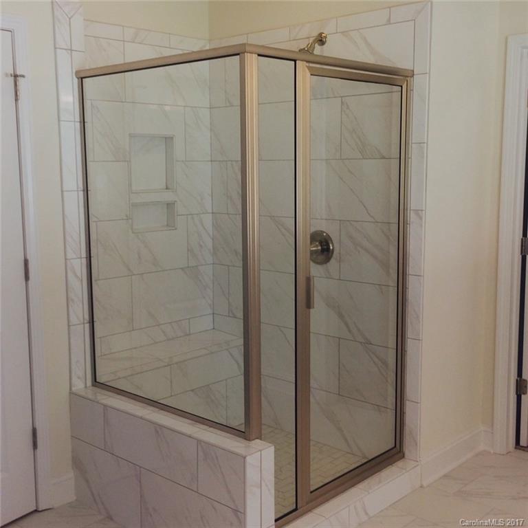 Cobblestone Manor - Residential