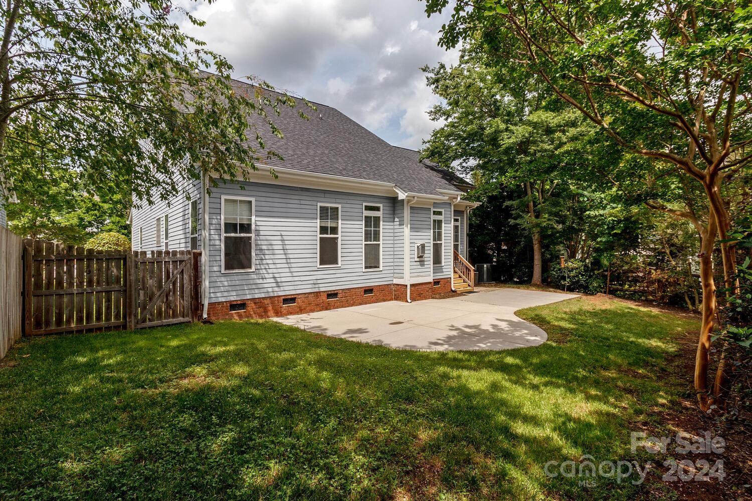 Highland Creek - Residential