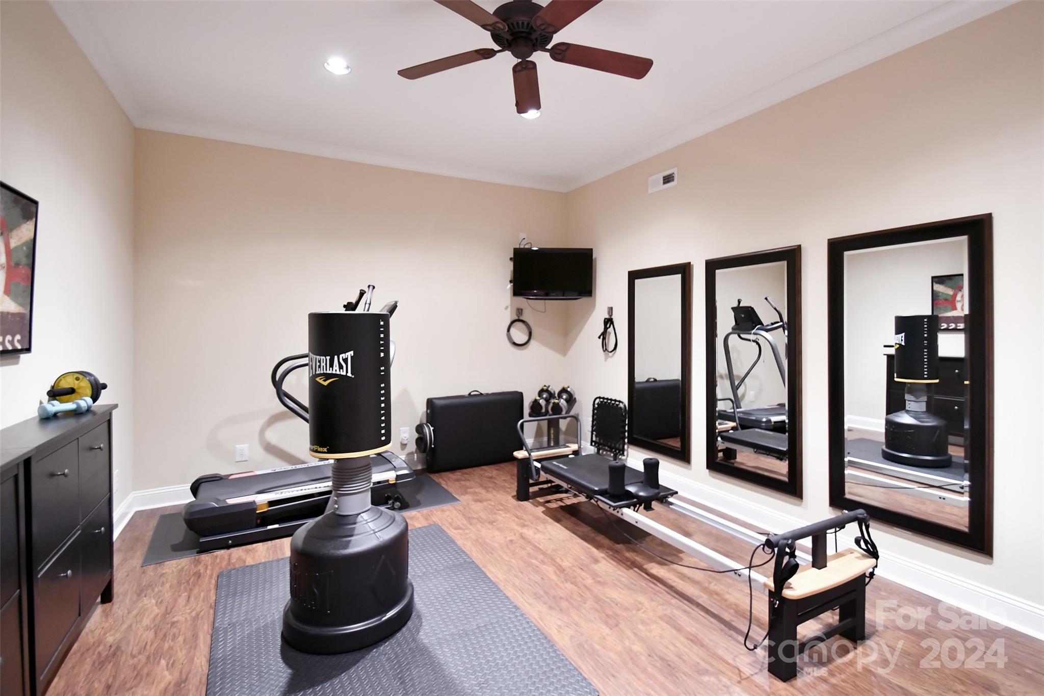 Christenbury Hall - Residential