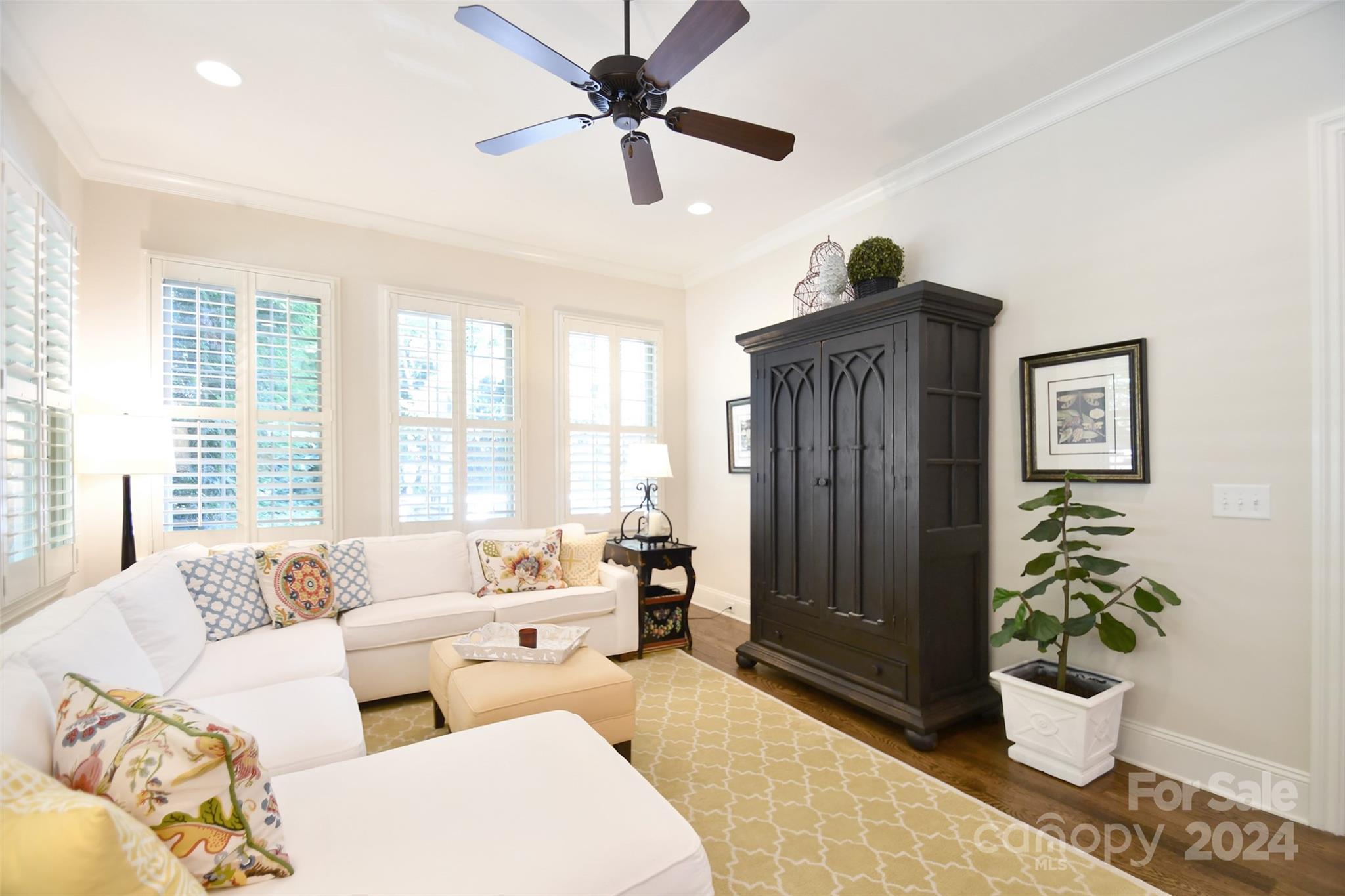 Christenbury Hall - Residential